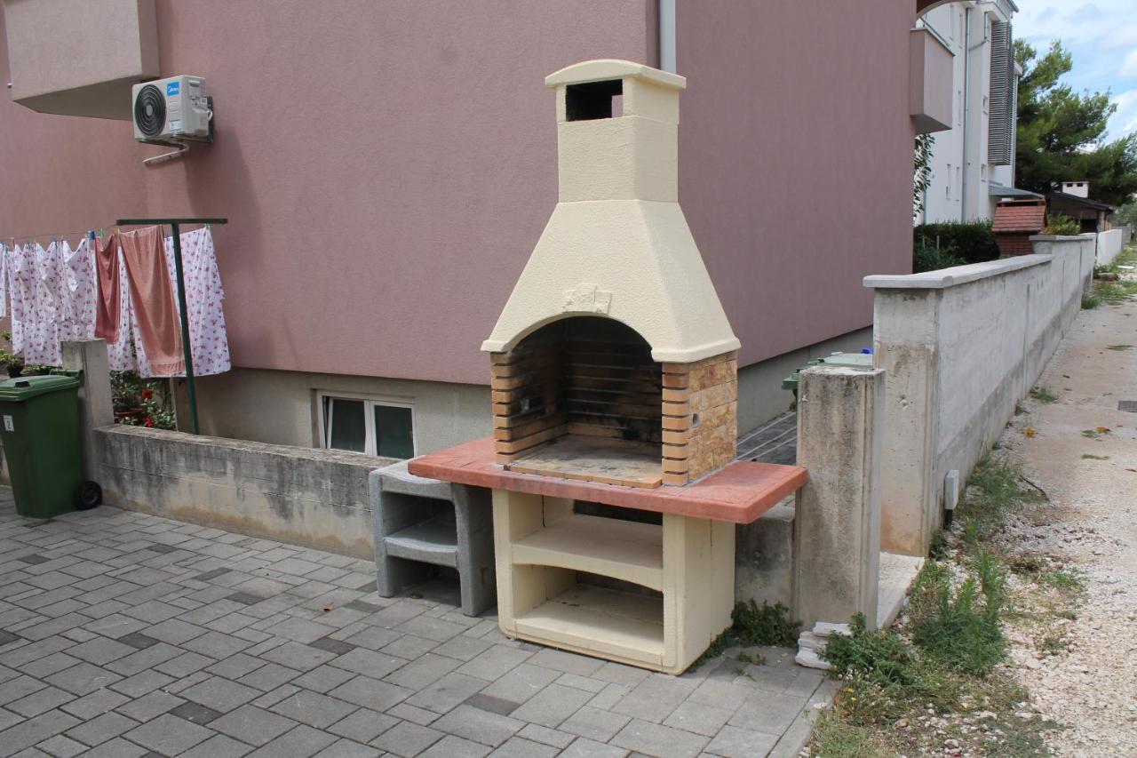 Apartments Dalmata 비오그라드나모루 외부 사진