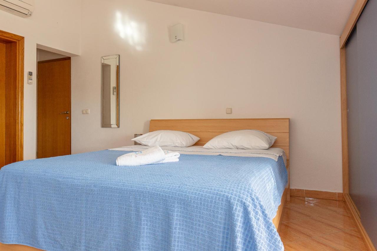 Apartments Dalmata 비오그라드나모루 외부 사진