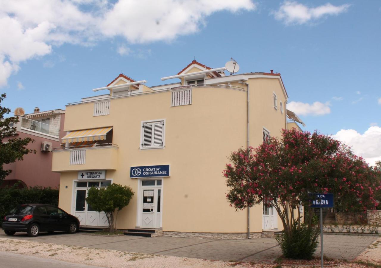 Apartments Dalmata 비오그라드나모루 외부 사진
