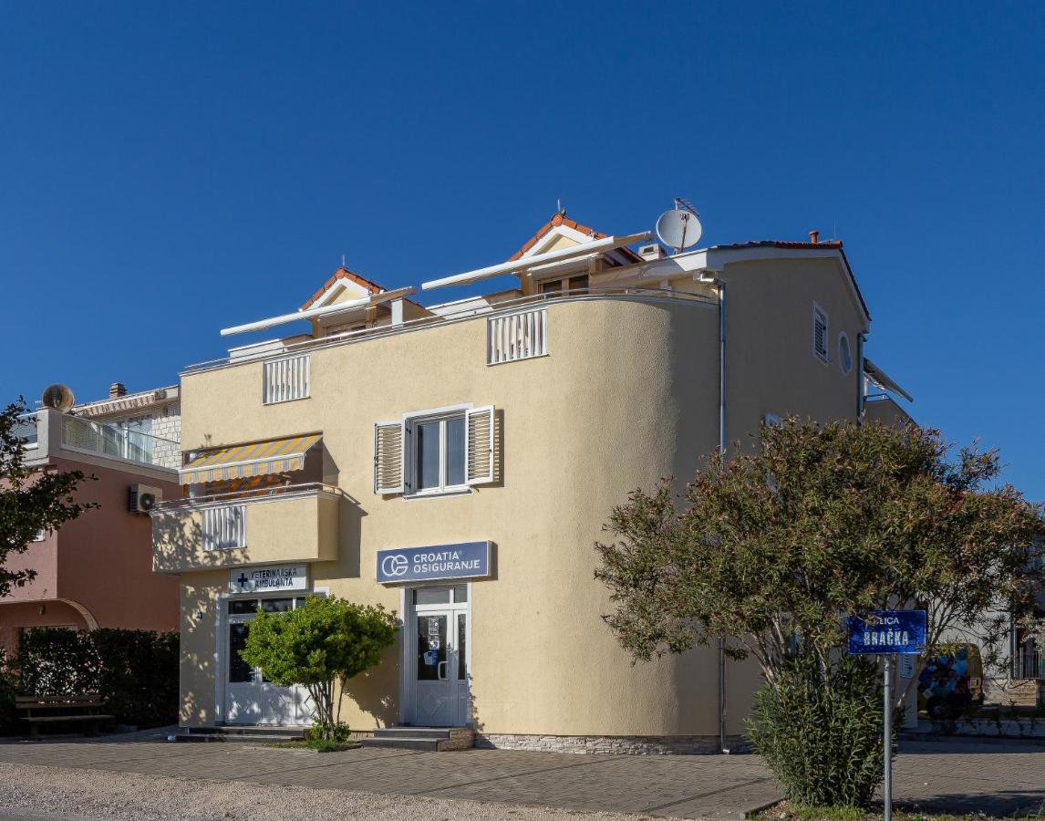 Apartments Dalmata 비오그라드나모루 외부 사진